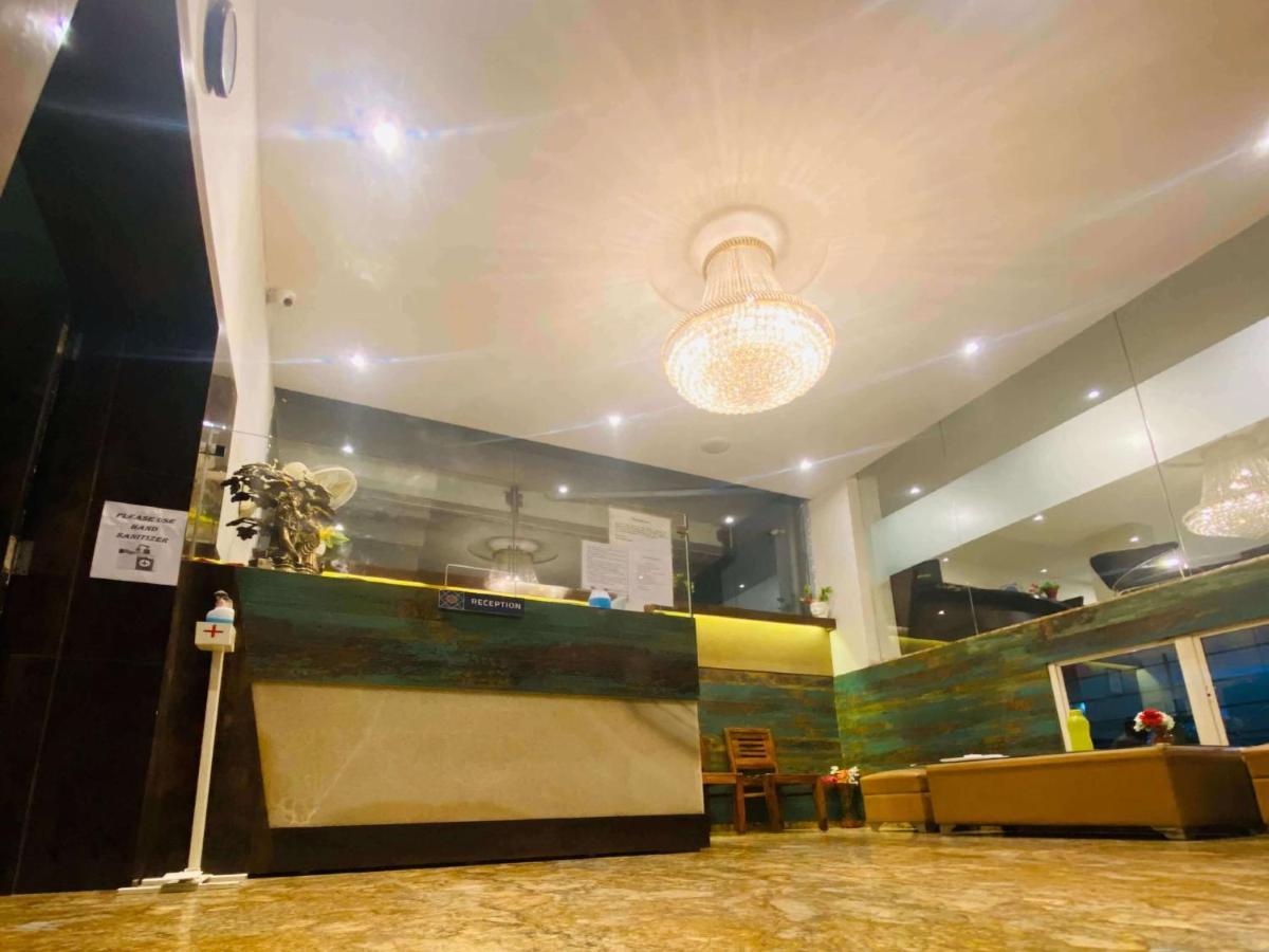 Hotel Signature Planet Indore Exterior foto